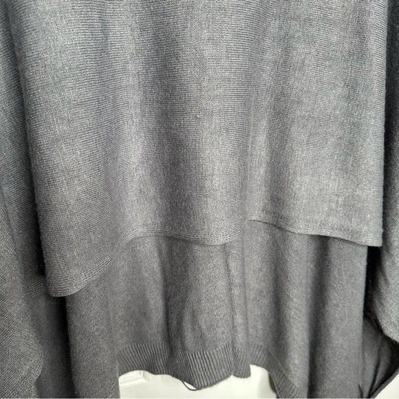 Poncho Grey One Size - Picture 14 of 16